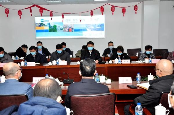 強(qiáng)采購(gòu)、穩(wěn)保供，上海市副市長(zhǎng)許昆林檢查市醫(yī)療物資備貨供應(yīng)